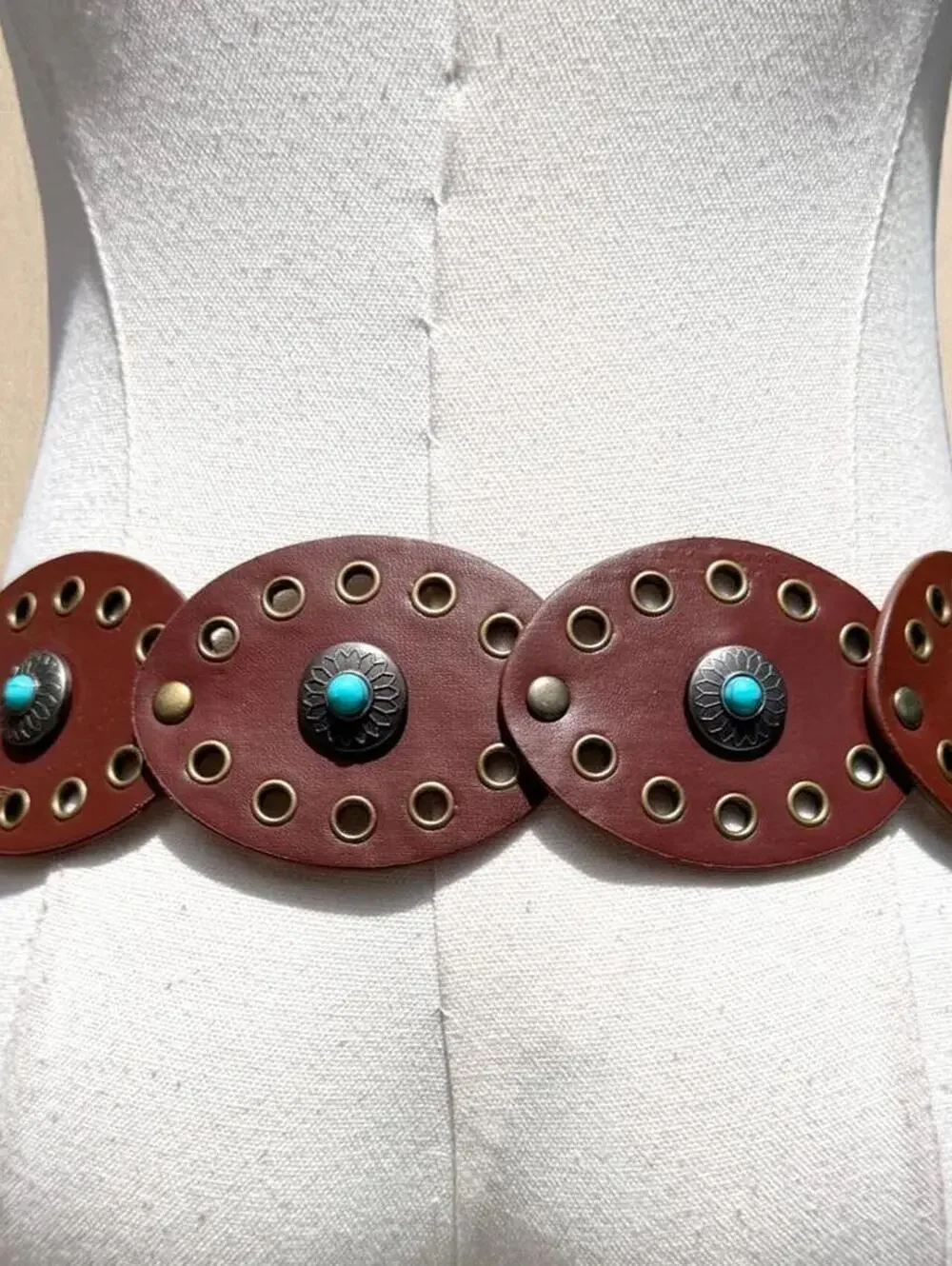 Y2K brown faux leather belt with turquoise and bronze conchos
